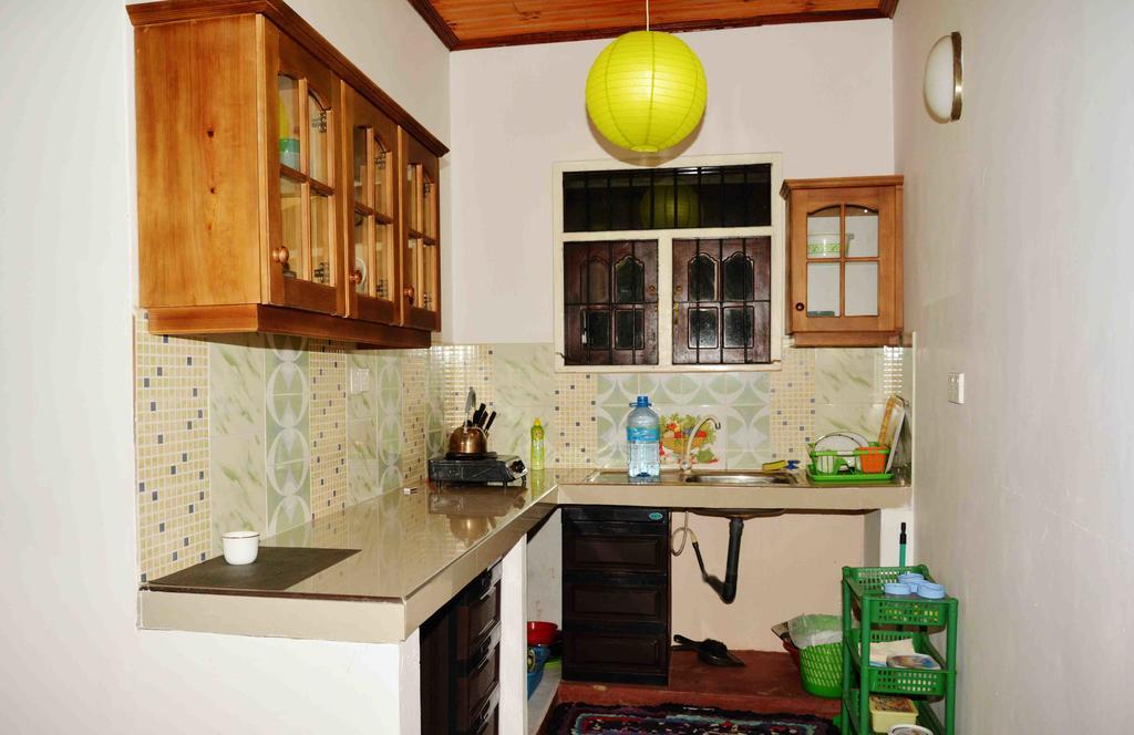 نيجومبو Sampathaa Residence المظهر الخارجي الصورة
