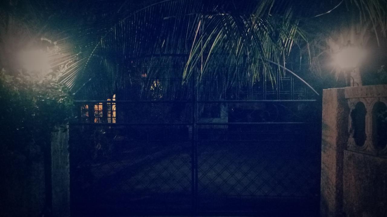 نيجومبو Sampathaa Residence المظهر الخارجي الصورة