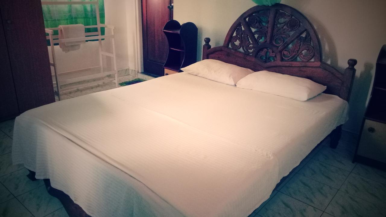 نيجومبو Sampathaa Residence المظهر الخارجي الصورة