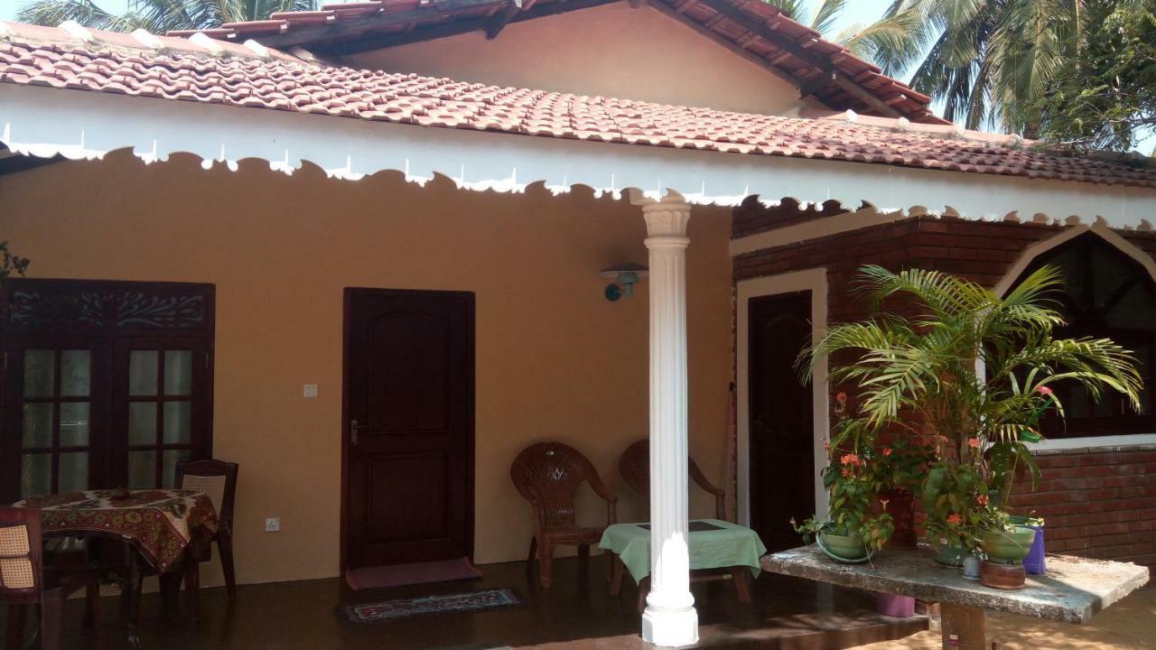 نيجومبو Sampathaa Residence الغرفة الصورة
