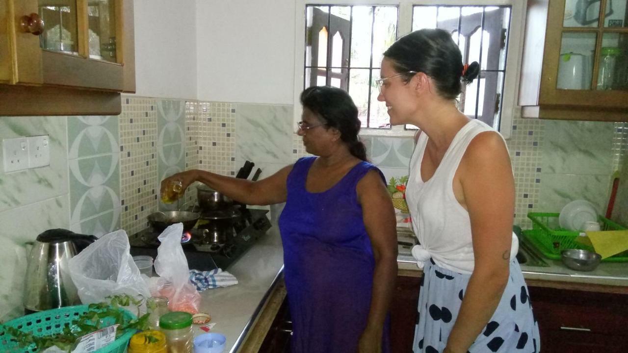 نيجومبو Sampathaa Residence المظهر الخارجي الصورة